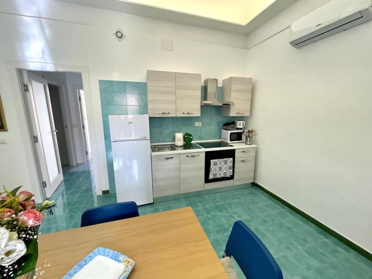 הוילה טורה אנונציאטה Il Balcone Sulla Piazza מראה חיצוני תמונה
